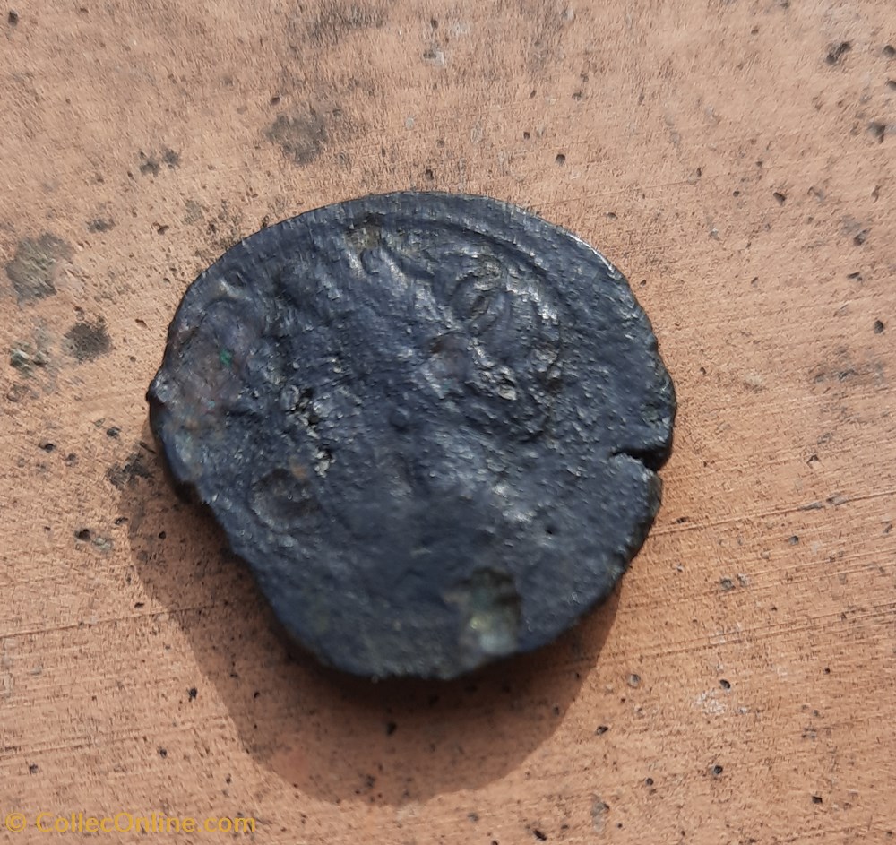 Marseille Grand bronze A/Tete Apollon ,Palme R/ Taureau a d croissant D23.8 P9,99g Feugere GBM15-7 monnaie antique av jc gauloise marseille grand bronze a tete apollon palme r taureau a d croissant d23 8 p9 99g feugere gbm15 7