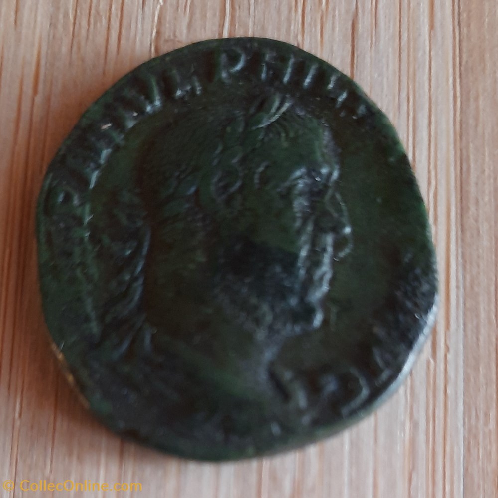 Philippe 1°l arabe A/Buste laure a d R/Anonne debout a g D 29.7 P15.24g RCV8990 C 26 RIC 168a monnaie antique av jc ap romaine republicaine imperiale philippe 1 l arabe a buste laure a d r anonne debout a g d 29 7 p15 24g rcv8990 c 26 ric 168a