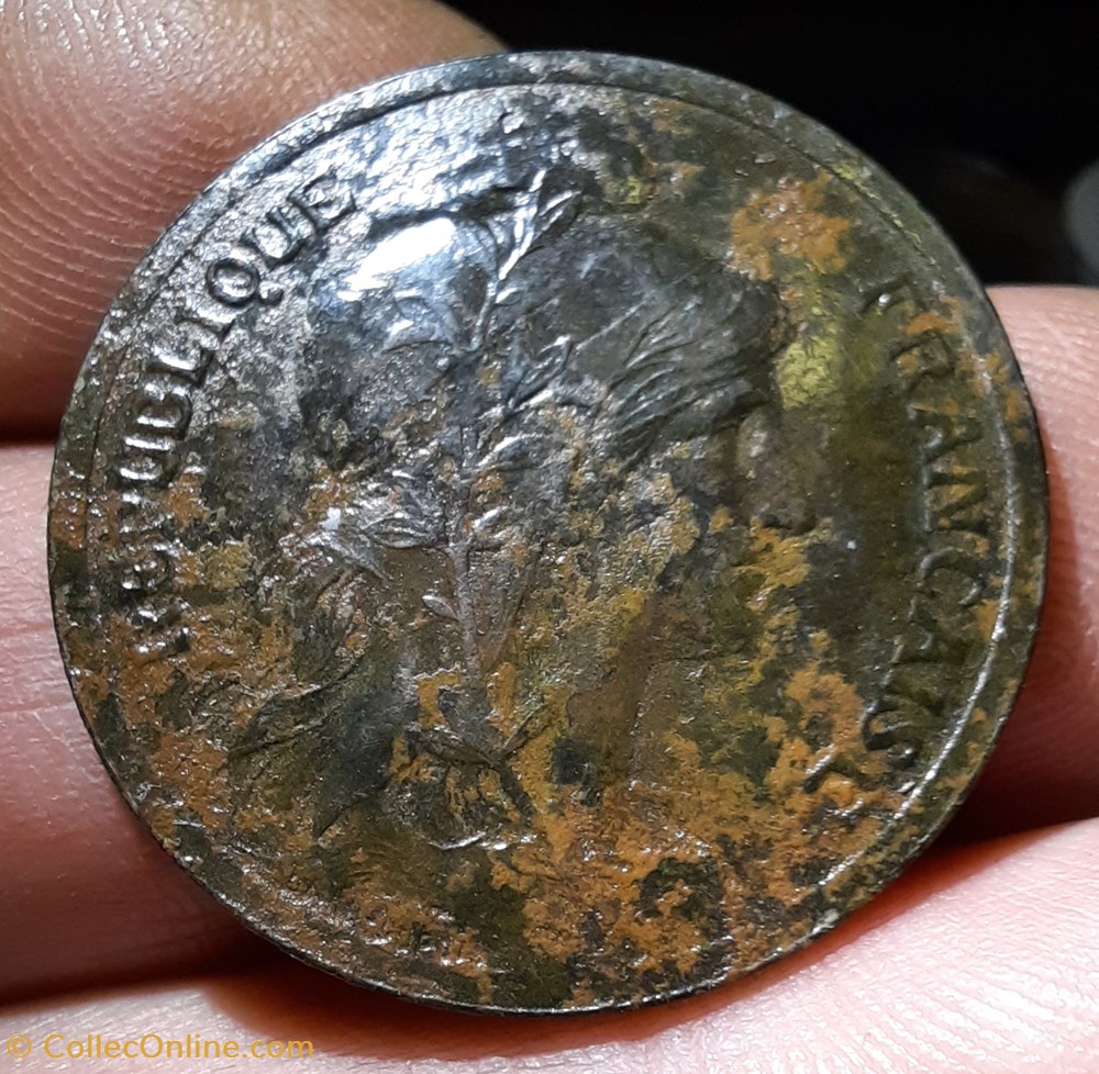Troisieme Republique A / Buste Liberte a d R /Republique assise a g D30.3 P10.04 g F136/28 monnaies france modernes troisieme republique a buste liberte a d r republique assise a g d30 3 p10 04 g f136 28
