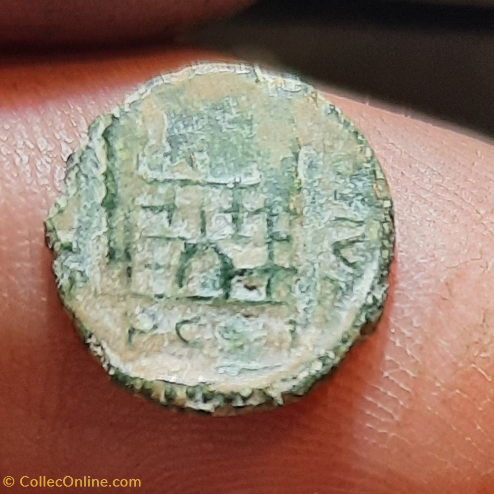 Magnus Maximvs A /Tete laree a d R Porte de camp +383+388 D12.3 P0.96g RC4206 RIC29a C7 monnaies antiquite av jc ap romaines republicaines imperiales magnus maximvs a tete laree a d r porte de camp 383 388 d12 3 p0 96g rc4206 ric29a c7