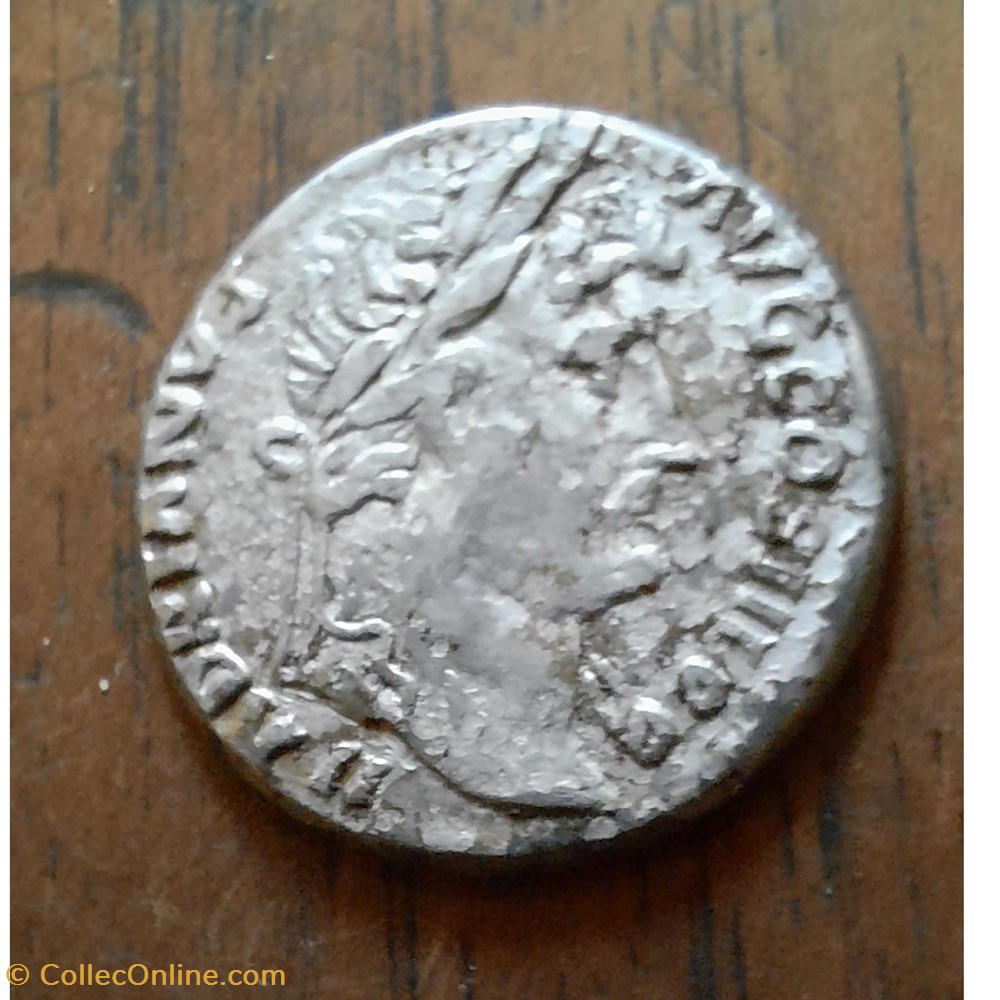 Hadrien A/Tete lauree a d R/Empereur relevant une femme +136 D21 P3.55 g RCV3534 C1247 RIC324 monnaie antique av jc ap romaine republicaine imperiale hadrien a tete lauree a d r empereur relevant une femme 136 d21 p3 55 g rcv3534 c1247 ric324