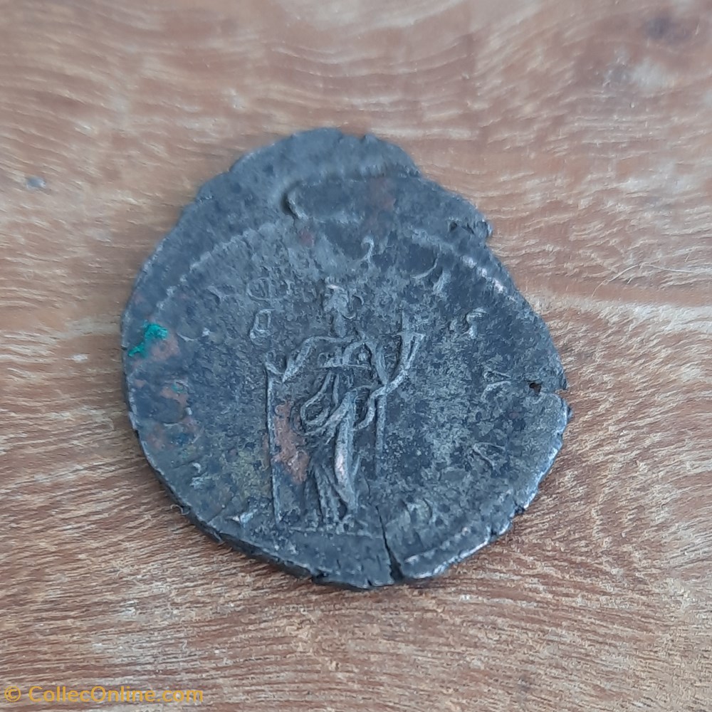 Postume A/Buste radie a d R/La Felicite a g +263-265 D21.5 P 3.33 RCV10936 C39 monnaie antique av jc ap romaine republicaine imperiale postume a buste radie a d r la felicite a g 263 265 d21 5 p 3 33 rcv10936 c39