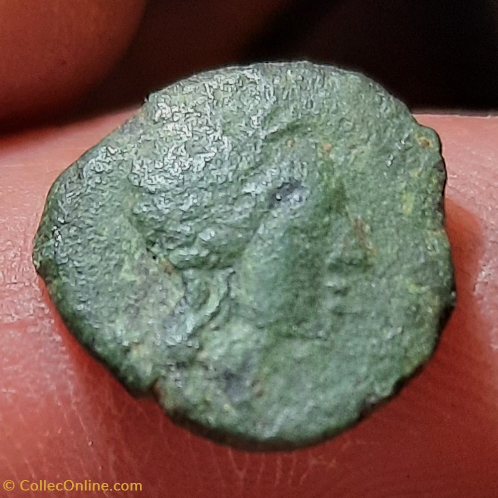 Peri Massaliete A/Tete Apollon a d R/Cheval ou Taureau a d D14.4 P2.40g Ref inconnue monnaies antiquite av jc gauloises peri massaliete a tete apollon a d r cheval ou taureau a d d14 4 p2 40g ref inconnue