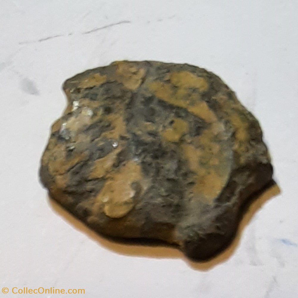 Basse Vallee du Rhone A / Tete cheveux hirsutes R/ Taureau a d -100-50 D13 P1.58 Feugere PBI 53 monnaie antique av jc ap gauloise basse vallee du rhone a tete cheveux hirsutes r taureau a d 100 50 d13 p1 58 feugere pbi 53