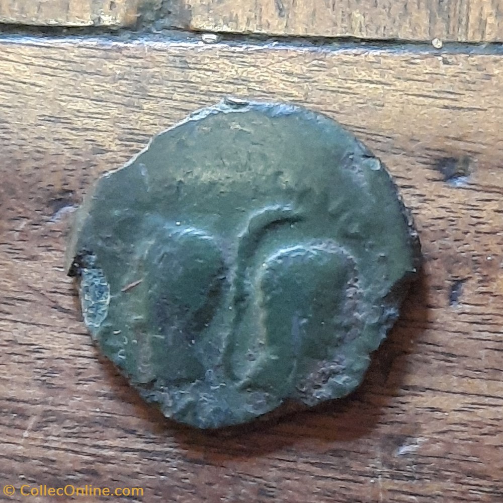 monnaie antique jc ap romaine provinciale jules cesar et octave a tetes aossees r proue de navire d 31 p 11 50g lt 4669 rpc 515