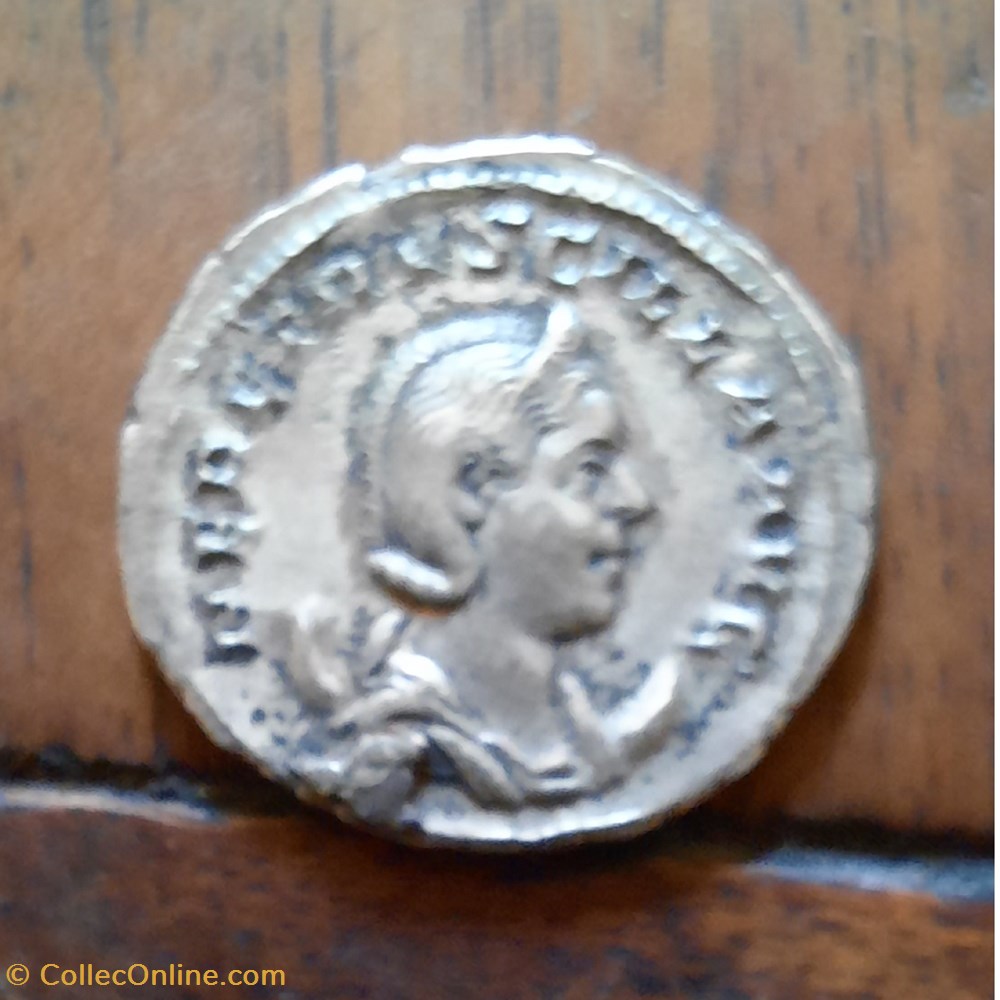 Etruscille A /Buste diademe a d R/La Pudeur assise a g D21.9 P3.69g RCV 9495 C 19 monnaie antique av jc ap romaine republicaine imperiale etruscille a buste diademe a d r la pudeur assise a g d21 9 p3 69g rcv 9495 c 19