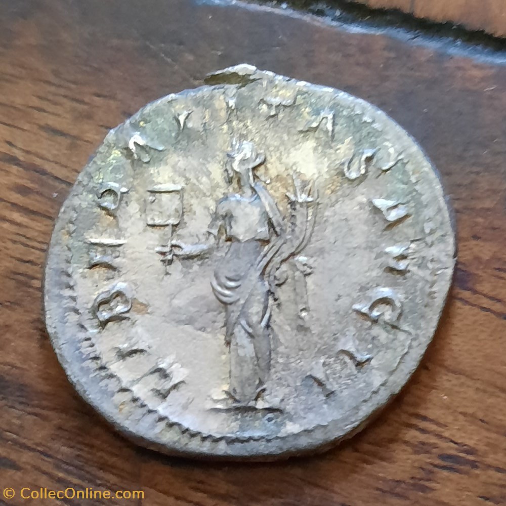 Gordien 3 A/Buste radie a d R/La Liberalite a d +239 D22.2 P4.73 RCV8619 C130 RIC36 monnaie antique av jc ap romaine republicaine imperiale gordien 3 a buste radie a d r la liberalite a d 239 d22 2 p4 73 rcv8619 c130 ric36