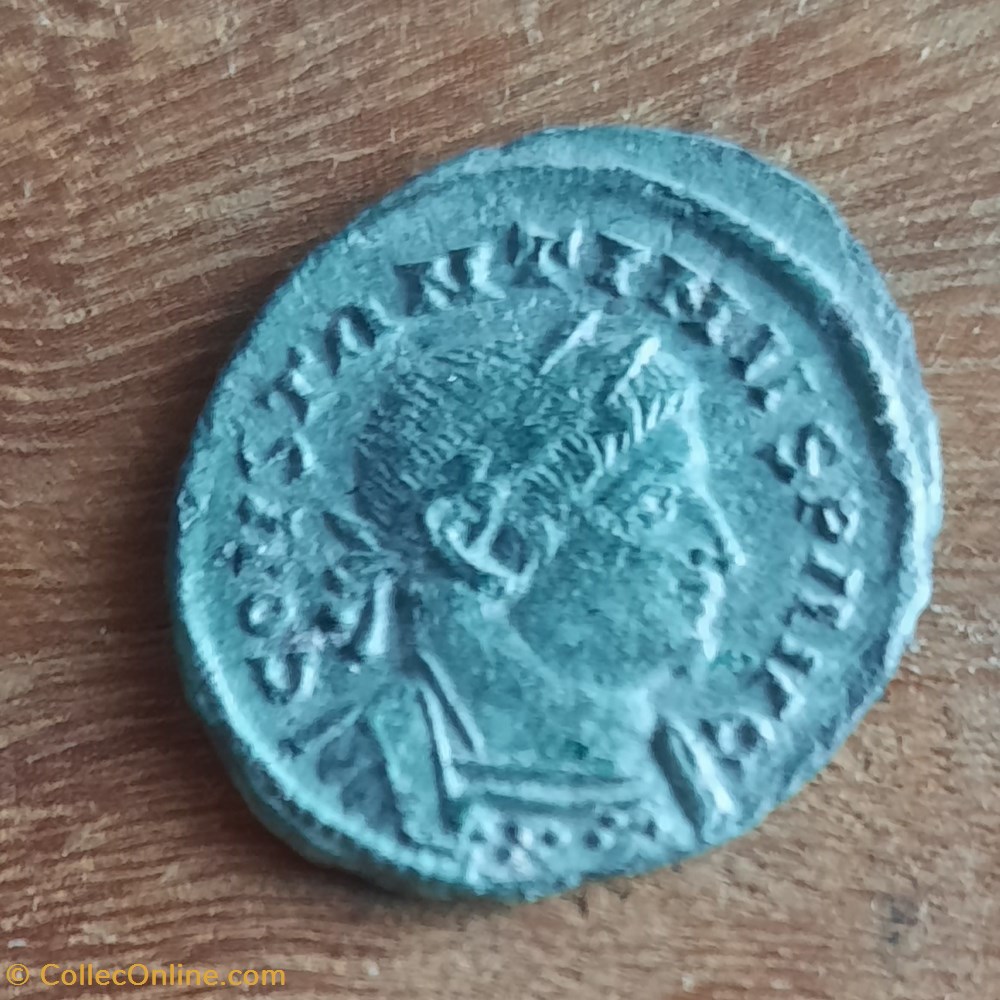 Constantin 1° A/ Buste laure a d R / Soleil debout a g D19 P 2.50g RIC 149 (R4) C 546 monnaie antique av jc ap romaine republicaine imperiale constantin 1 a buste laure a d r soleil debout a g d19 p 2 50g ric 149 r4 c 546