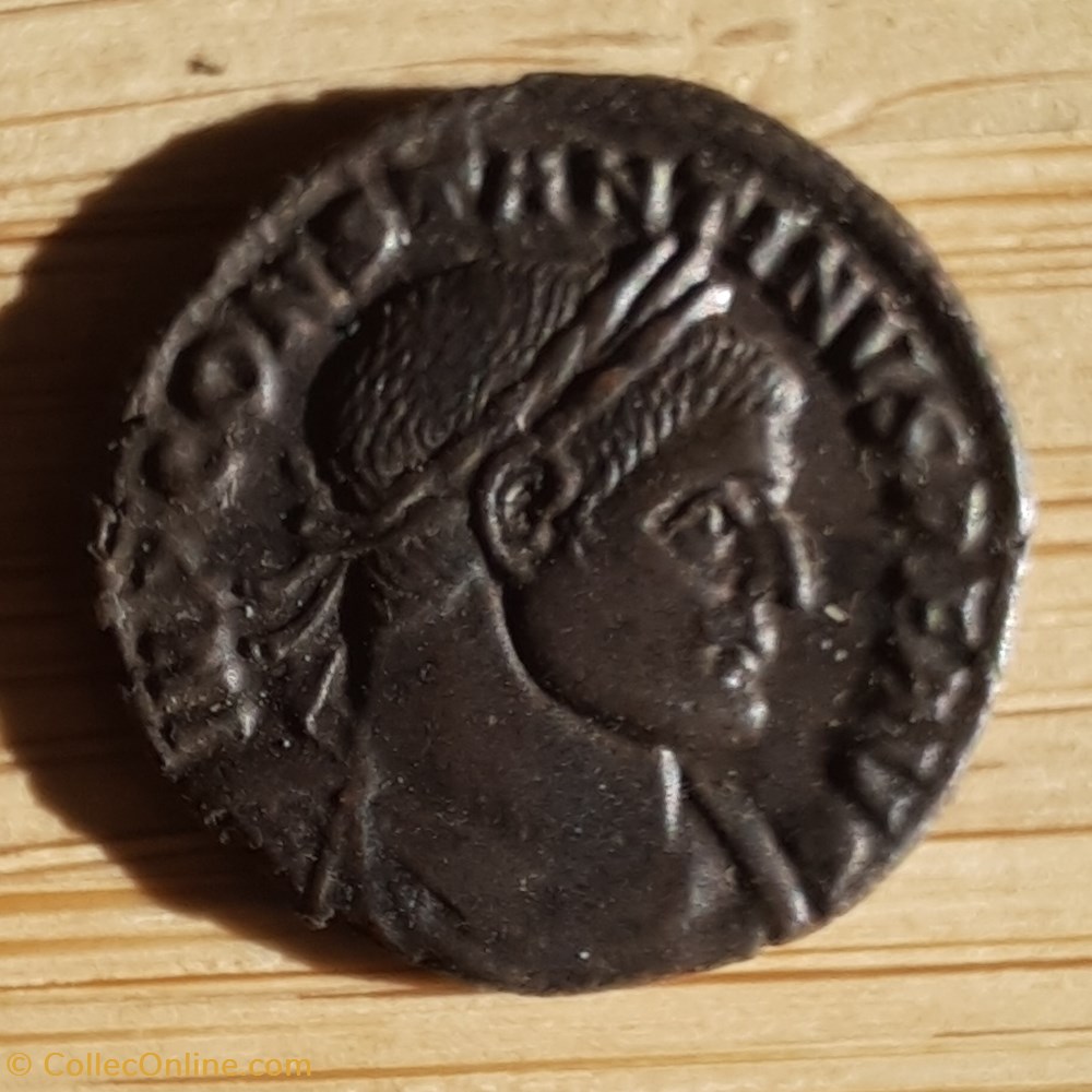 Constantin 1° A/ Buste laure a d R / Soleil debout a g D 18.2P 3.10g RIC102 F208 monnaie antique av jc ap romaine republicaine imperiale constantin 1 a buste laure a d r soleil debout a g d 18 2p 3 10g ric102 f208