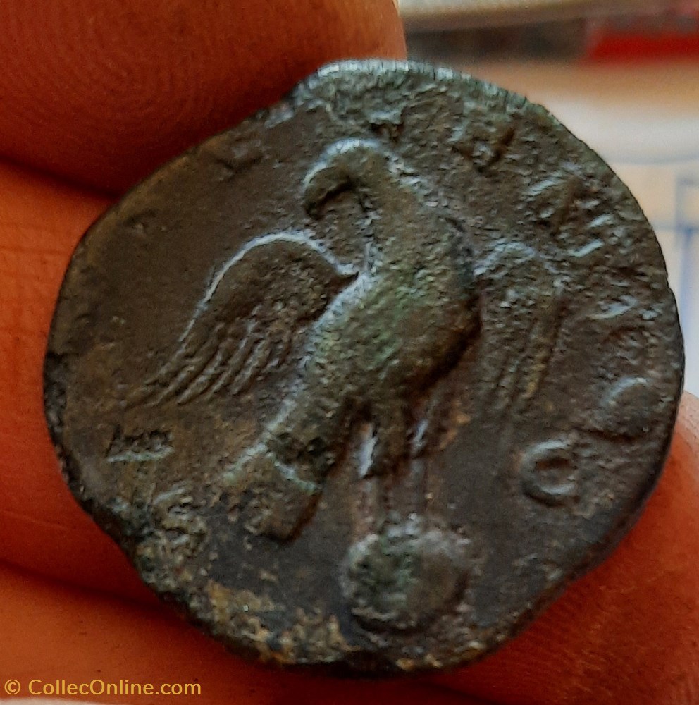 Marc Aurele A/Tete nue a d R/Aigle sur globe D28.5 P18.29g C94 RIC660 RCV5984 monnaies antiquite av jc ap romaines republicaines imperiales marc aurele a tete nue a d r aigle sur globe d28 5 p18 29g c94 ric660 rcv5984