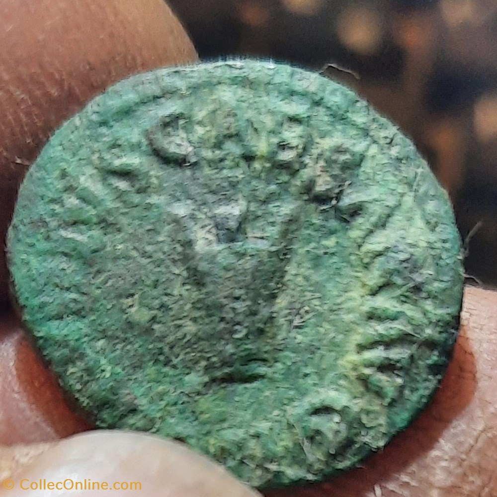 Claude A/ Modivs R/ Legende autour de SC D17.7 P2.28g C72 RIC 90 RCV1865 monnaies antiquite av jc ap romaines republicaines imperiales claude a modivs r legende autour de sc d17 7 p2 28g c72 ric 90 rcv1865