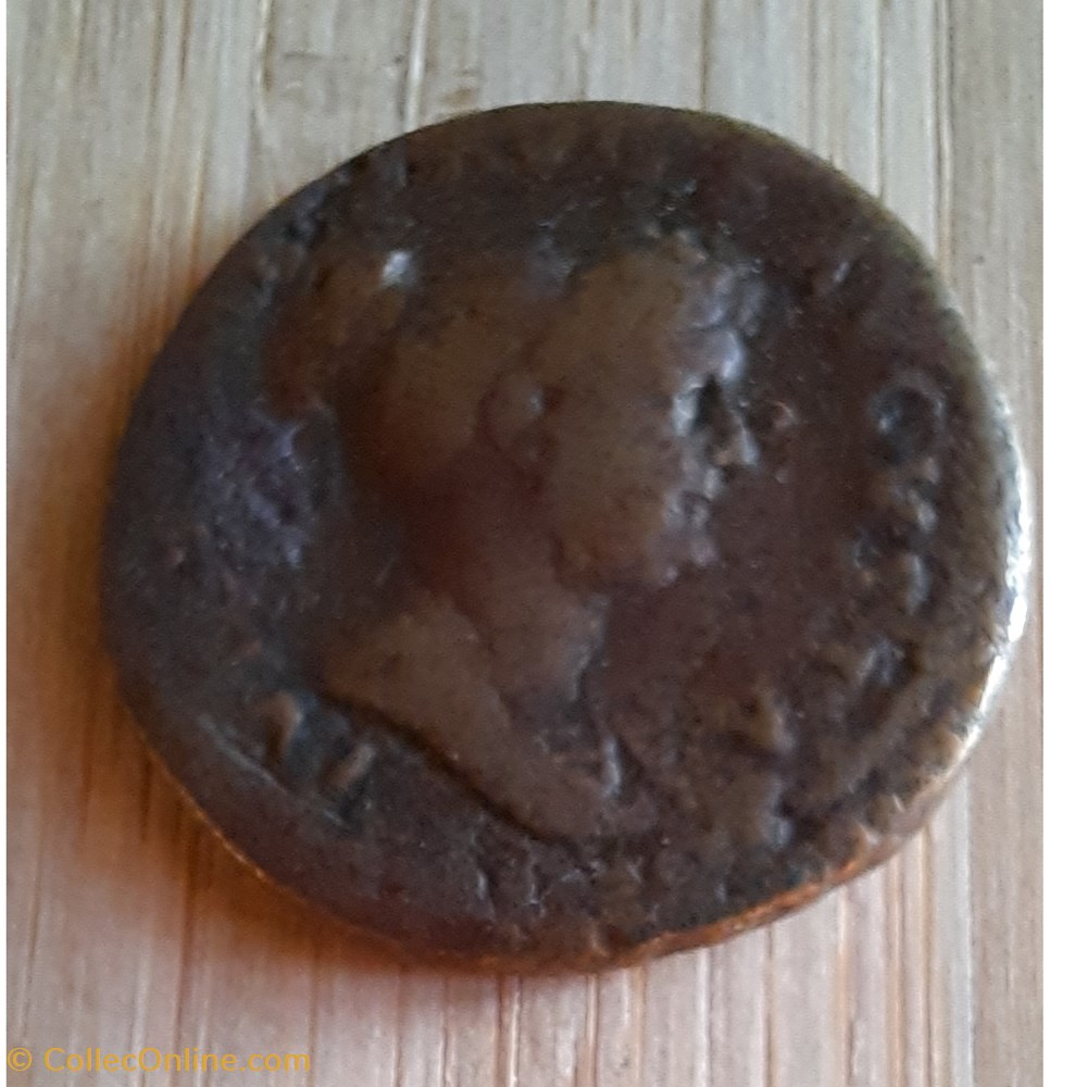 Julia Titi A/Buste a d R / Vesta assise a g -79-80 D26.9 P 9.92g RCV2617 RIC180 C18 monnaie antique av jc ap romaine republicaine imperiale julia titi a buste a d r vesta assise a g 79 80 d26 9 p 9 92g rcv2617 ric180 c18