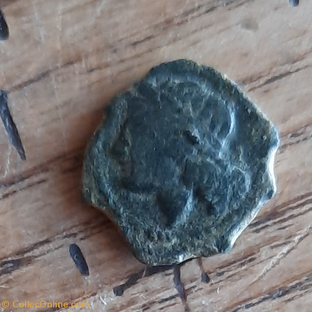 monnaie antique av jc gauloise marseille pb a tete apollon a g r taureau a d bucrane 130 121 d11 5 p 0 90g feugere pbm30 1