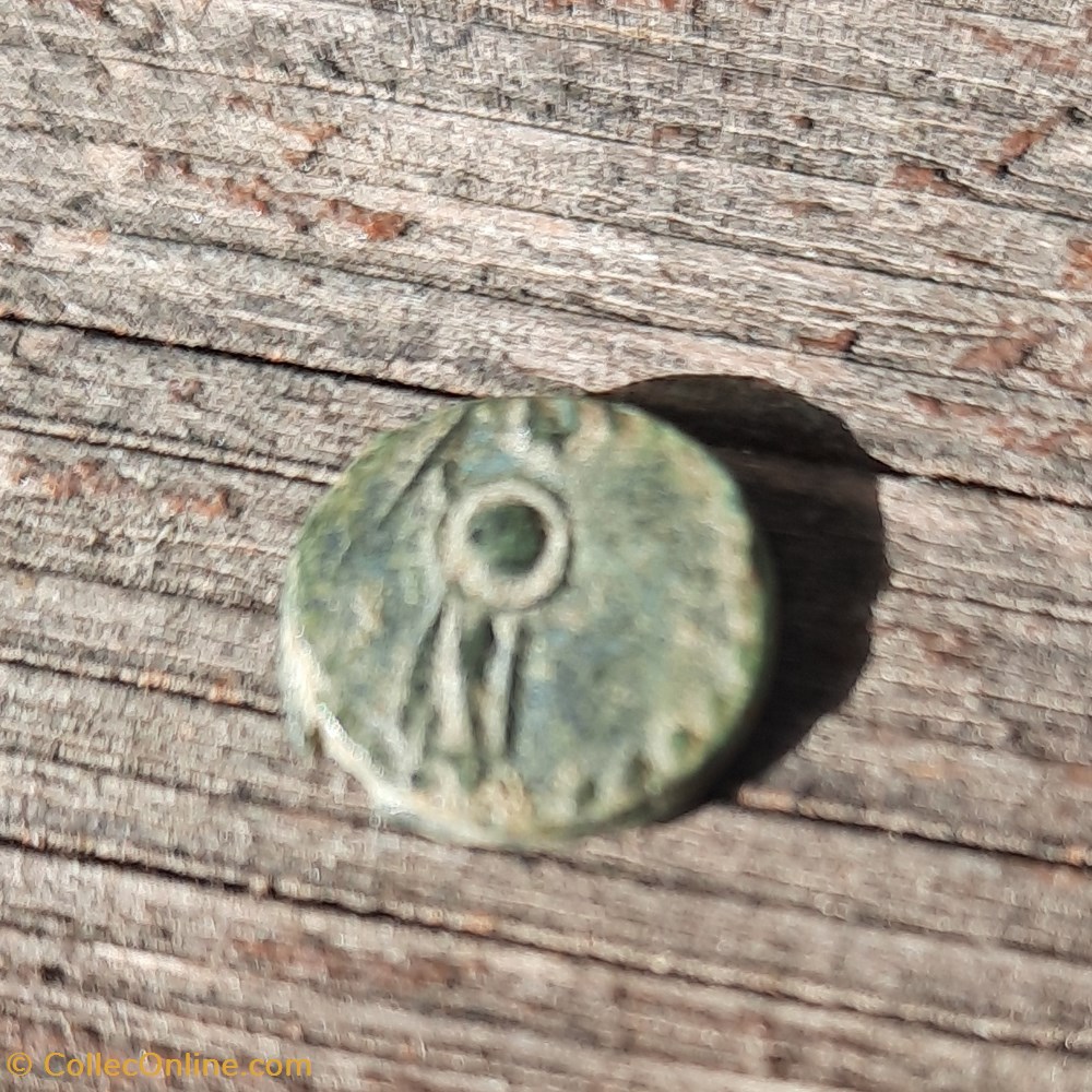 Marseille PB au guerrier A/Buste Minerve R/Minerve en pied -49-25 D10.8 P1.59g FeugerePBM77 3 monnaie antique av jc ap gauloise marseille pb au guerrier a buste minerve r minerve en pied 49 25 d10 8 p1 59g feugerepbm77