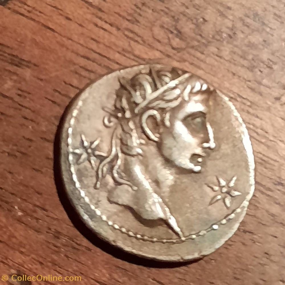 Caligula +37 A/Tete nue Caligula a d R/Tete radiee d Auguste entre 2 etoiles D16.8 P3.63g RCV 1808 monnaie antique av jc ap romaine republicaine imperiale caligula 37 a tete nue caligula a d r tete radiee d auguste entre 2 etoiles d16 8 p3 63g rcv 1808