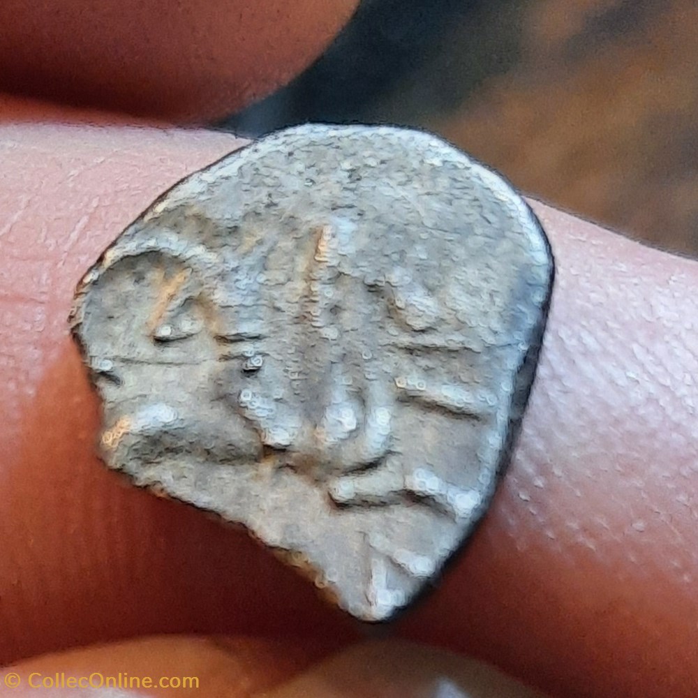 Vallee du Rhone A/Tete casquee a d R/Cavalier a g D14 P1.87g Feugere serie VDR monnaies antiquite jc ap celtes vallee du rhone a tete casquee a d r cavalier a g d14 p1 87g feugere serie vdr