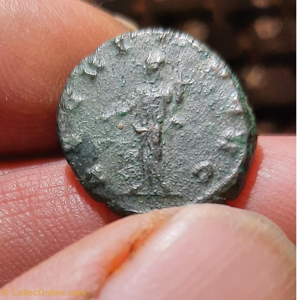 Claude 2 A / Tete radiee a d R/Equite debout a g D19.5 P3.96g RIC 197 RCV 11316 monnaies antiquite av jc ap romaines republicaines imperiales claude 2 a tete radiee a d r equite debout a g d19 5 p3 96g ric 197 rcv 11316