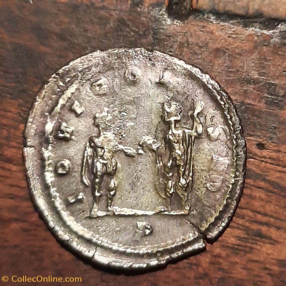 Aurelien +271-272 A/Tete radiee a g R/Aurelien a d, Jupiter a g D24.2 P3.66g RIC225 .C110 monnaie antique av jc ap romaine republicaine imperiale aurelien 271 272 a tete radiee a g r aurelien a d jupiter a g d24 2 p3 66g ric225 c110