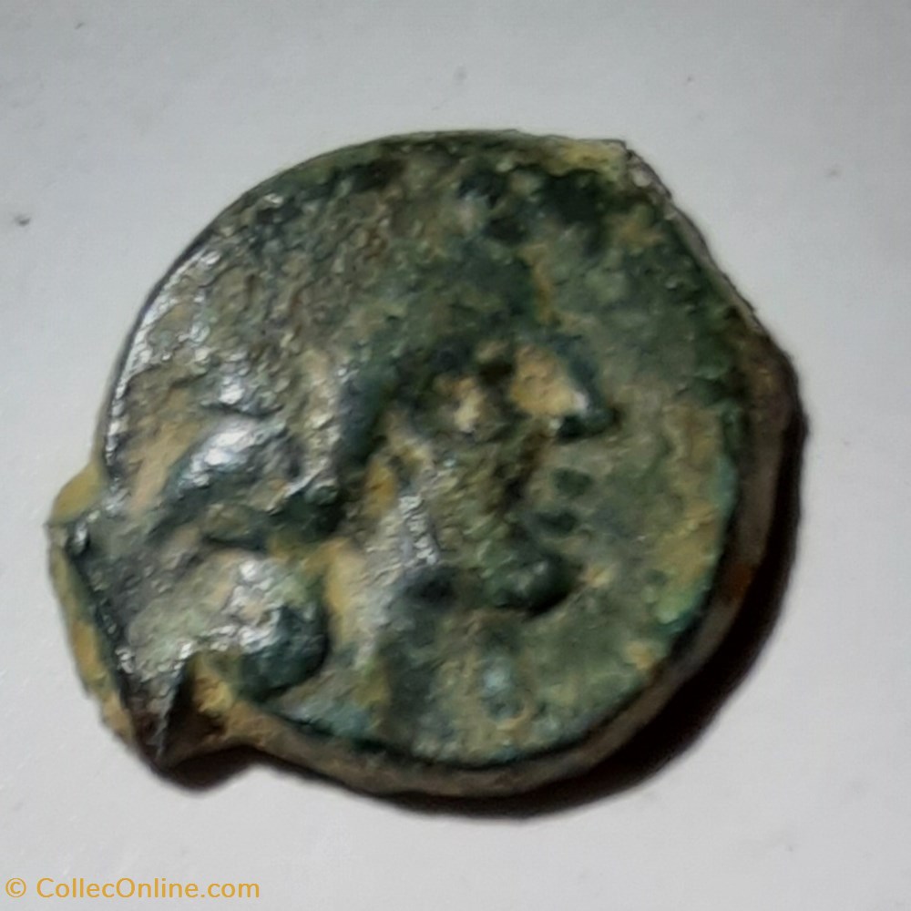 Samnagenses A / Tete lauree a d. R/Taureau a d -125-75 D 13 P 1.79g Feugere SAM 2262 monnaie antique av jc ap gauloise samnagenses a tete lauree a d r taureau a d 125 75 d 13 p 1 79g feugere sam 2262