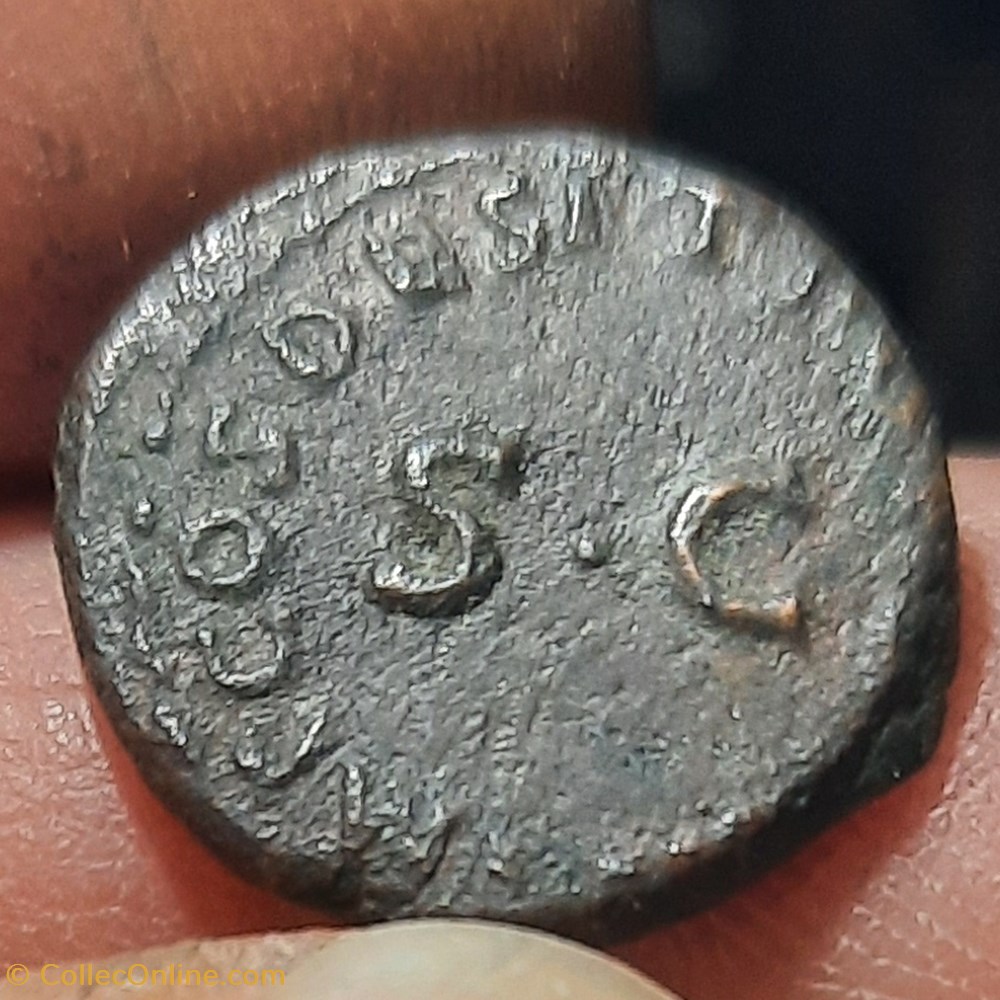 Claude A/Modius R / S C D15.4 P 2.74g C70 RIC 84 RCV 1863 monnaies antiquite av jc ap romaines republicaines imperiales claude a modius r s c d15 4 p 2 74g c70 ric 84 rcv 1863