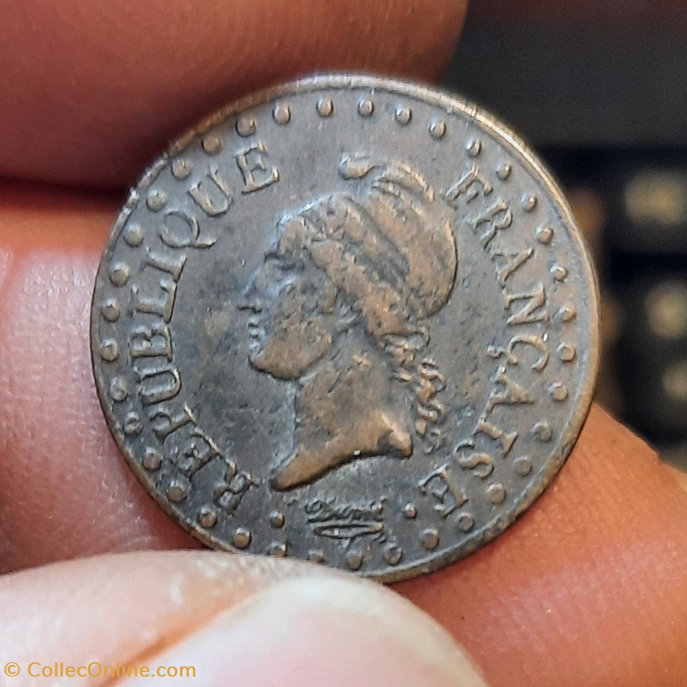 Directoire A / Tete Republique a g R / Legende D17.8 P1.93g F 100/2 monnaies france modernes directoire a tete republique a g r legende d17 8 p1 93g f 100 2