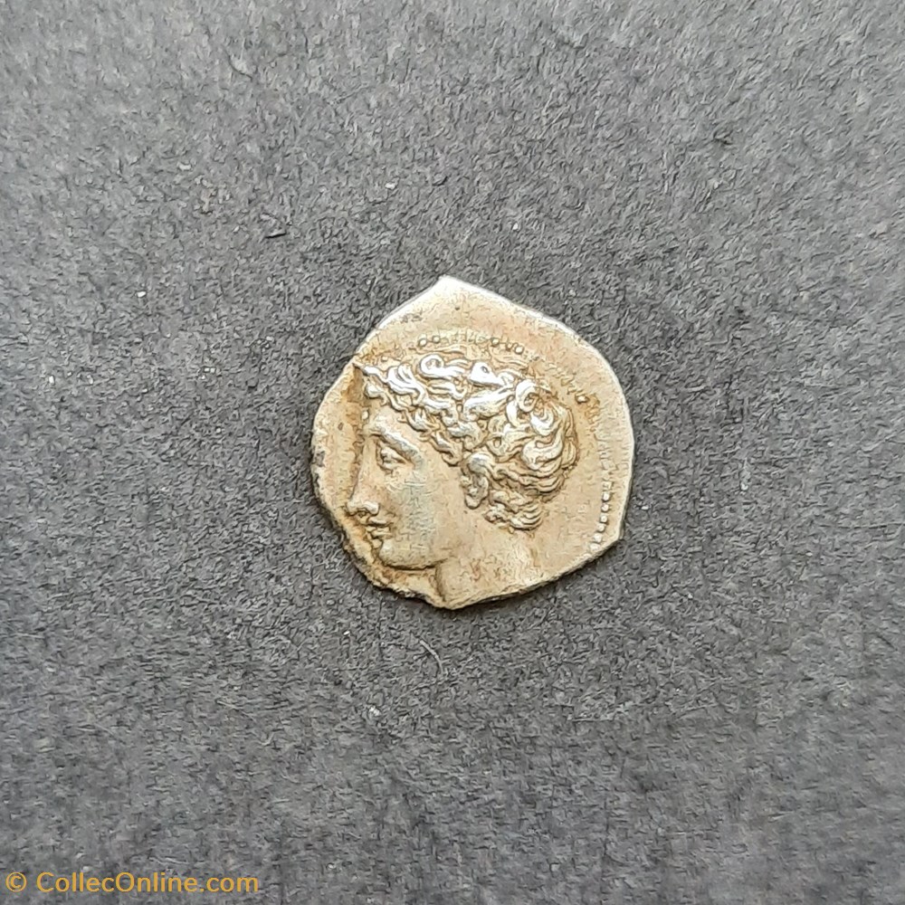 Marseille Obole A/Tete Apollon a g R /Roue MA.-350-150 D10.8 P 0.68 Feugere OBM 8-b monnaie antique av jc gauloise marseille obole a tete apollon a g r roue ma 350 150 d10 8 p 0 68 feugere obm 8 b