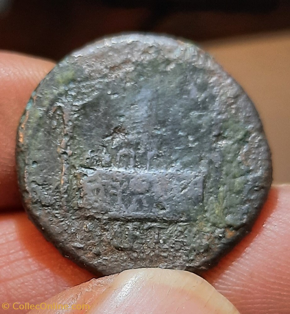 Auguste A/Tete lauree a d R/ Autel de Lyon -3+7 D25.5 P8.73g RCV 1690 C240 monnaies antiquite av jc ap romaines republicaines imperiales auguste a tete lauree a d r autel de lyon 3 7 d25 5 p8 73g rcv 1690 c240