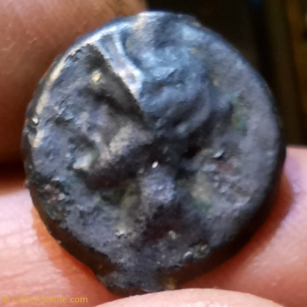 Basse moyenne vallee rhone A/Tete a g R/Taureau a d -175-100 D17.5 P3.90g Feugere PTM 110/111 monnaies antiquite av jc ap gauloises basse moyenne vallee rhone a tete a g r taureau a d 175 100 d17 5 p3 90g feugere ptm 110 111