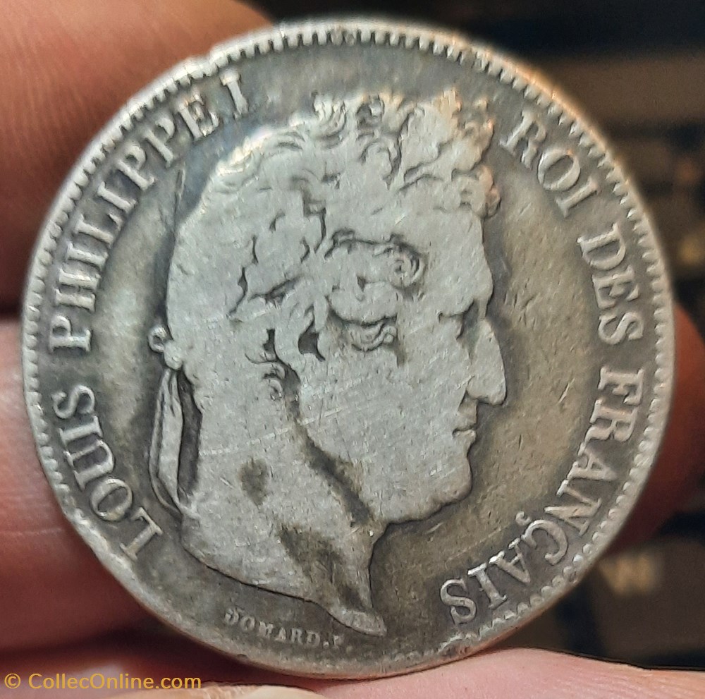 Louis philippe1° A/Tete lauree a d R / Couronne laurier et olivier D37.3 P24.37g F324/17 monnaies france modernes louis philippe1 a tete lauree a d r couronne laurier et olivier d37 3 p24 37g f324 17