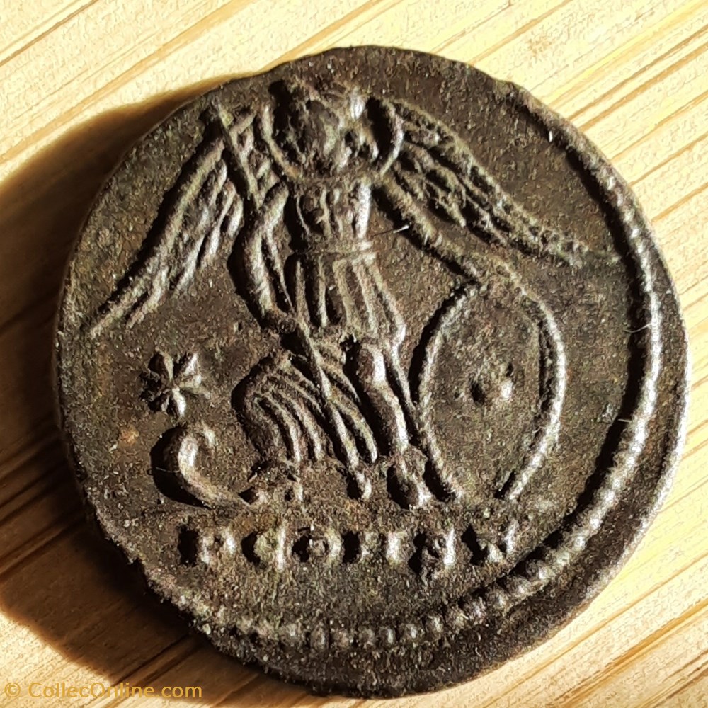 Cnstantinople A/Tete casquee de Constantinople a d R /Victoire a g D18 P 2.51g RIC352 C21 monnaie antique av jc ap romaine republicaine imperiale cnstantinople a tete casquee de constantinople a d r victoire a g d18 p 2 51g ric352 c21