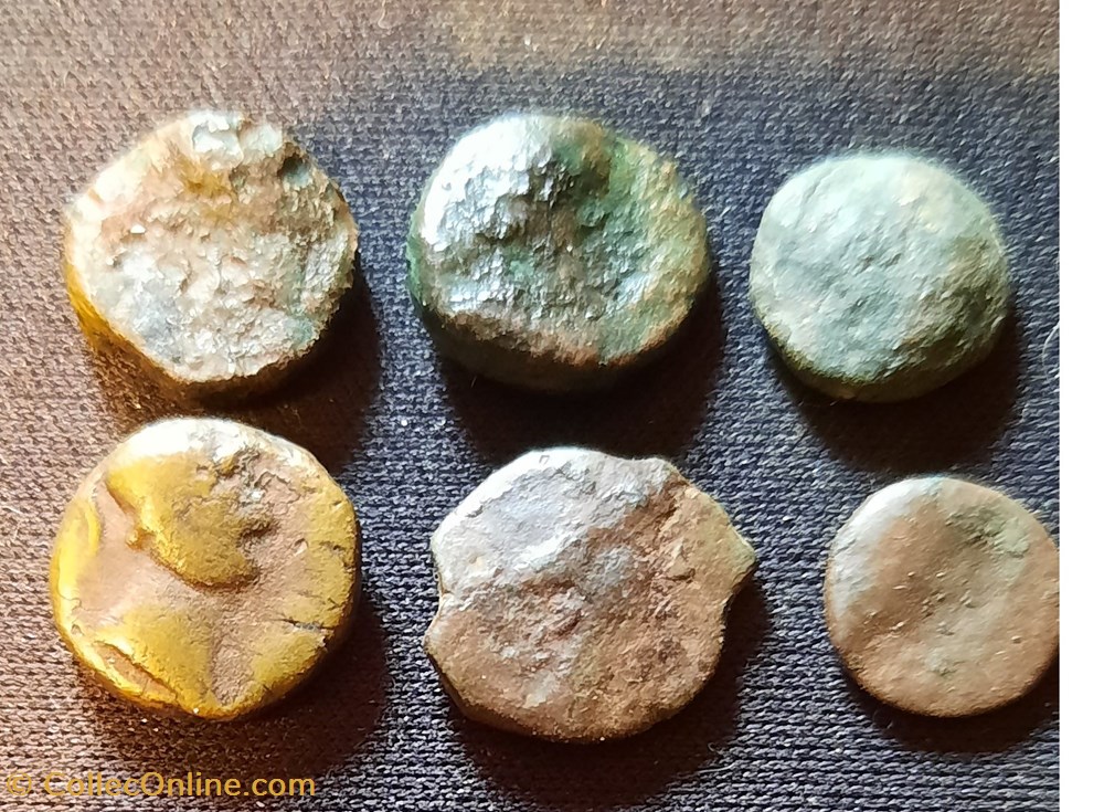 Divers bronze tardifs etat moyen (B) monnaies antiques celtes divers bronze tardifs etat moyen b