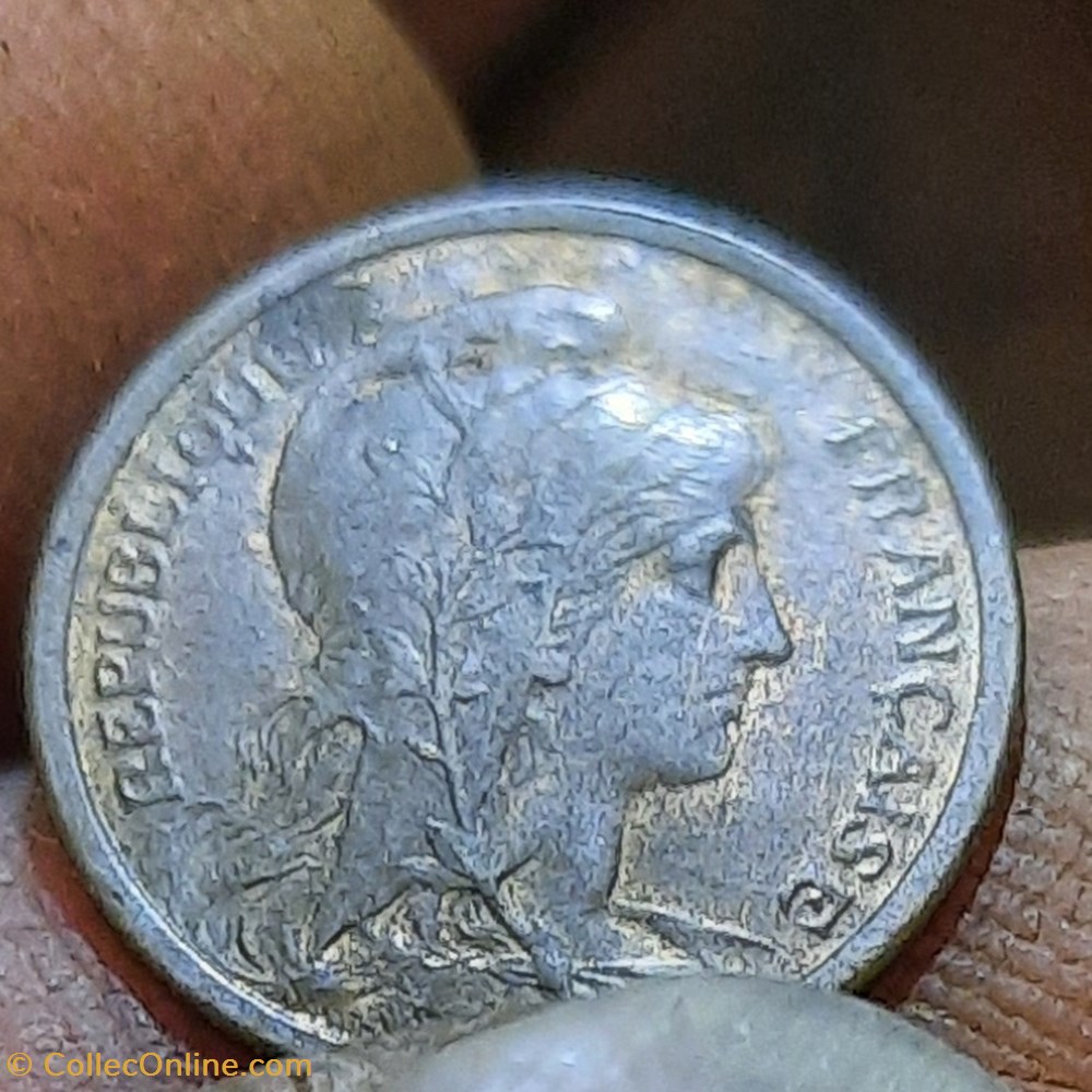 Troisieme Republique A /Tete Liberte a d R/ Legende dans couronne D15 P0.99g F105/13 monnaies france modernes troisieme republique a tete liberte a d r legende dans couronne d15 p0 99g f105 13