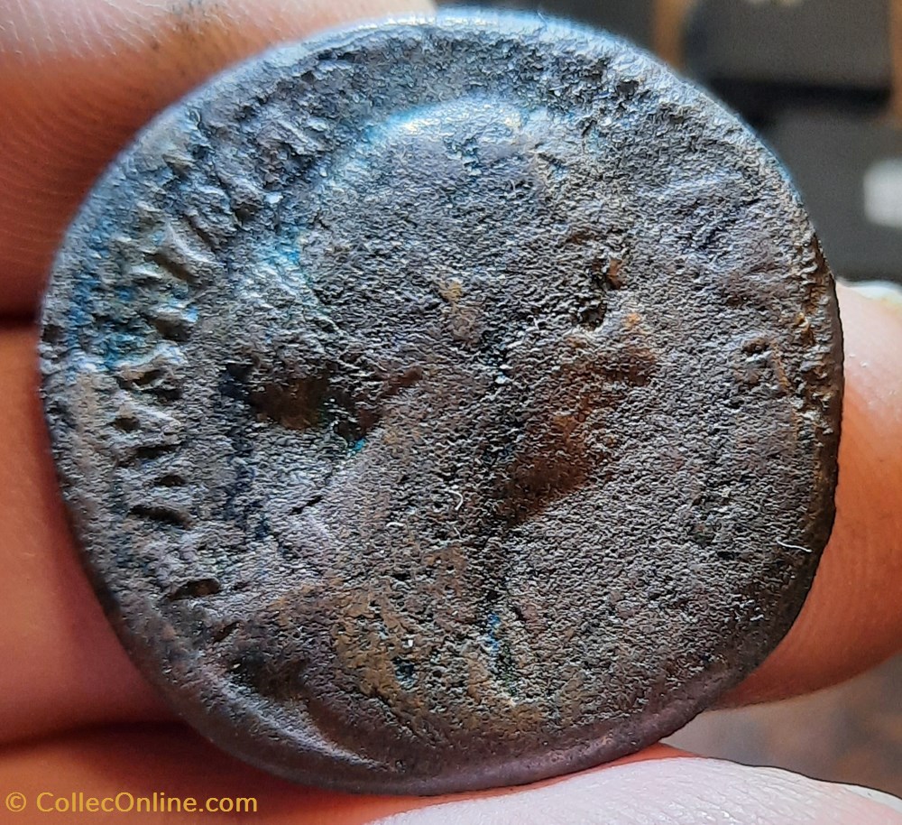 Faustine 1 A/Tete a d R/Trone avec 2 enfants D 33 P?23.09g C193 RCV5282 RIC 1665 monnaies antiquite jc ap romaines republicaines imperiales faustine 1 a tete a d r trone avec 2 enfants d 33 p 23 09g c193 rcv5282 ric 1665