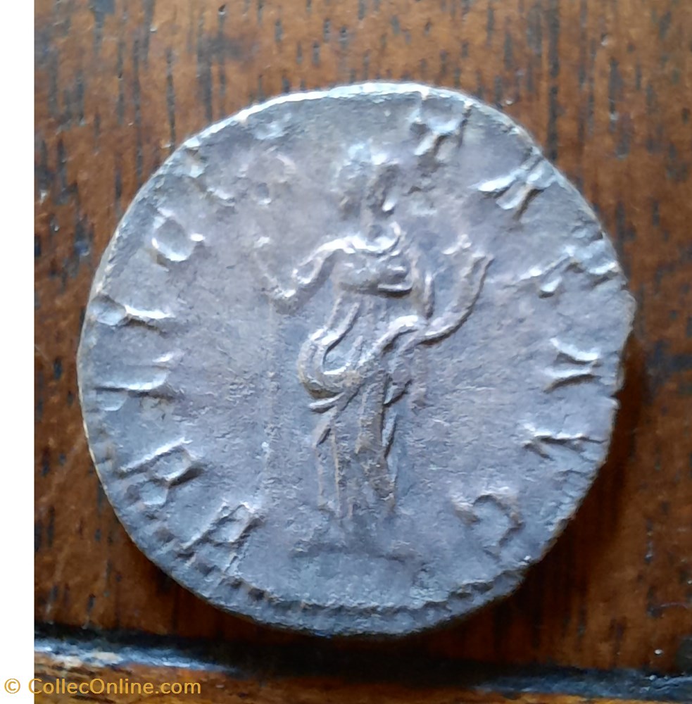 Postume A/Buste radie a d R/ La Felicite debout a g D21.8 P3.75g RCV 10936 C 39 RIC 58 monnaie antique av jc ap romaine republicaine imperiale postume a buste radie a d r la felicite debout a g d21 8 p3 75g rcv 10936 c 39 ric 58