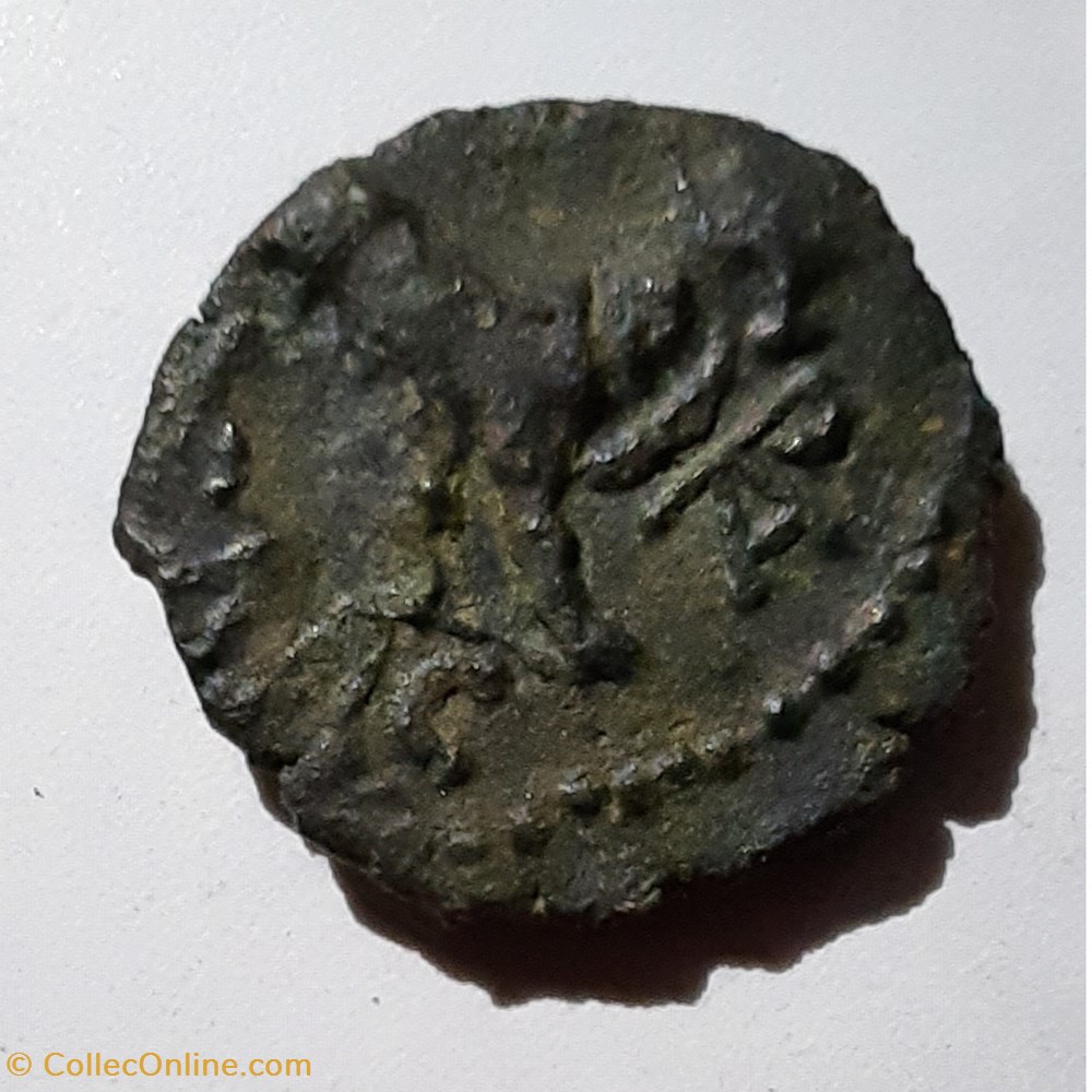 Cavares A/Tete Apollon a d R /Taureau a d -75-50 D 14.4 P1.63g Feugere AVI 2519 monnaie antique jc gauloise cavares a tete apollon a d r taureau a d 75 50 d 14 4 p1 63g feugere avi 2519