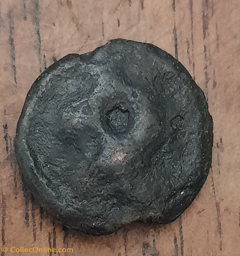 Turons A/Tete stylisee a g R/Taureau a g -80-50 D16.7 P3.91 g DT3509 monnaies antiquite av jc ap celtes turons a tete stylisee a g r taureau a g 80 50 d16 7 p3 91 g dt3509