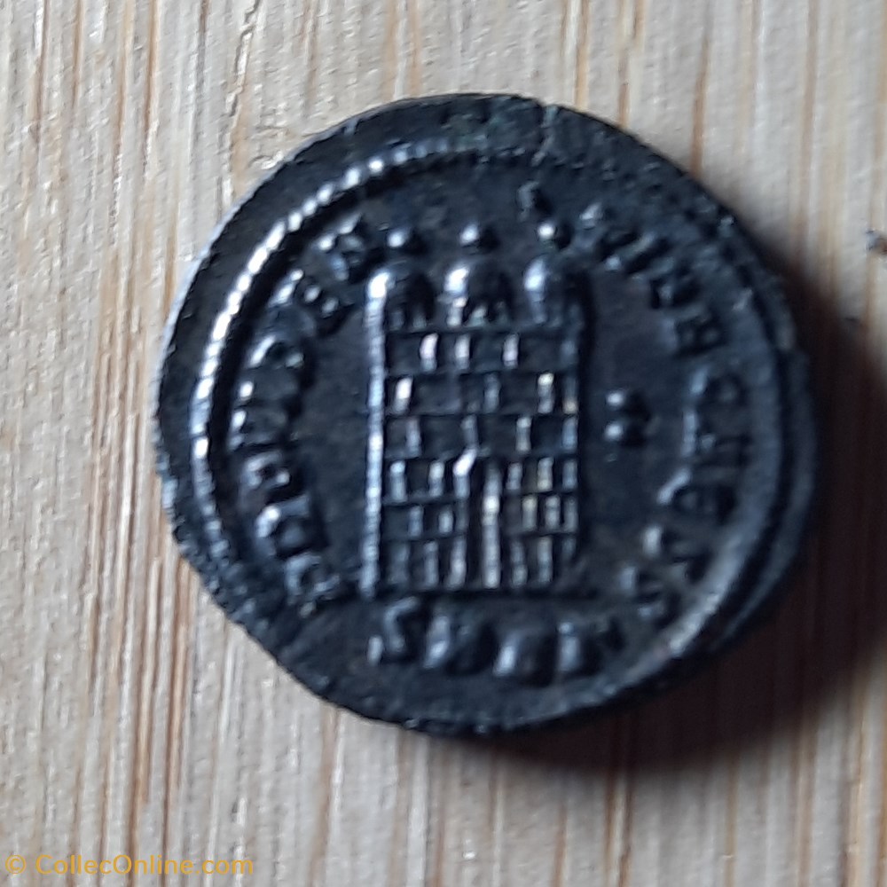 monnaie antique av jc ap romaine republicaine imperiale crispus a buste laure a g r porte de camp 337 306 d19 6 p2 29 ric 35 tres rare