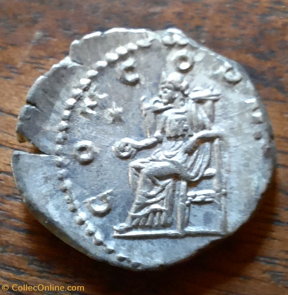 Julia Paula A/Buste drape a d R/La Concorde assise a g D18.9 P3.96g RCV 7655 C 6 RIC 211 monnaie antique av jc romaine republicaine imperiale julia paula a buste drape a d r la concorde assise a g d18 9 p3 96g rcv 7655 c 6 ric 211