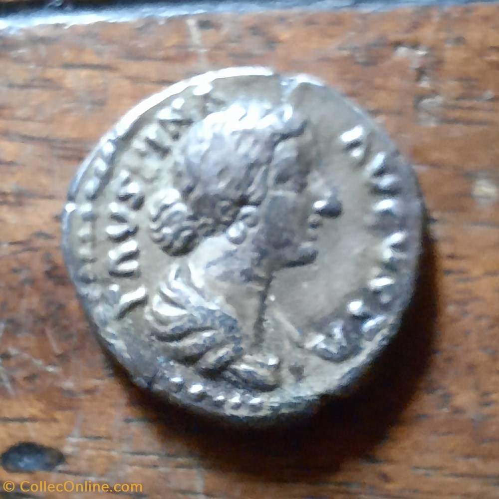 Faustine 2 A/Tete a droite R/Junon assise a g (PAON ABSENT ?)D 18.6 P4.16g C 126 RIC 689 monnaie antique av jc ap romaine republicaine imperiale faustine 2 a tete a droite r junon assise a g paon absent d 18 6 p4 16g c 126 ric 689