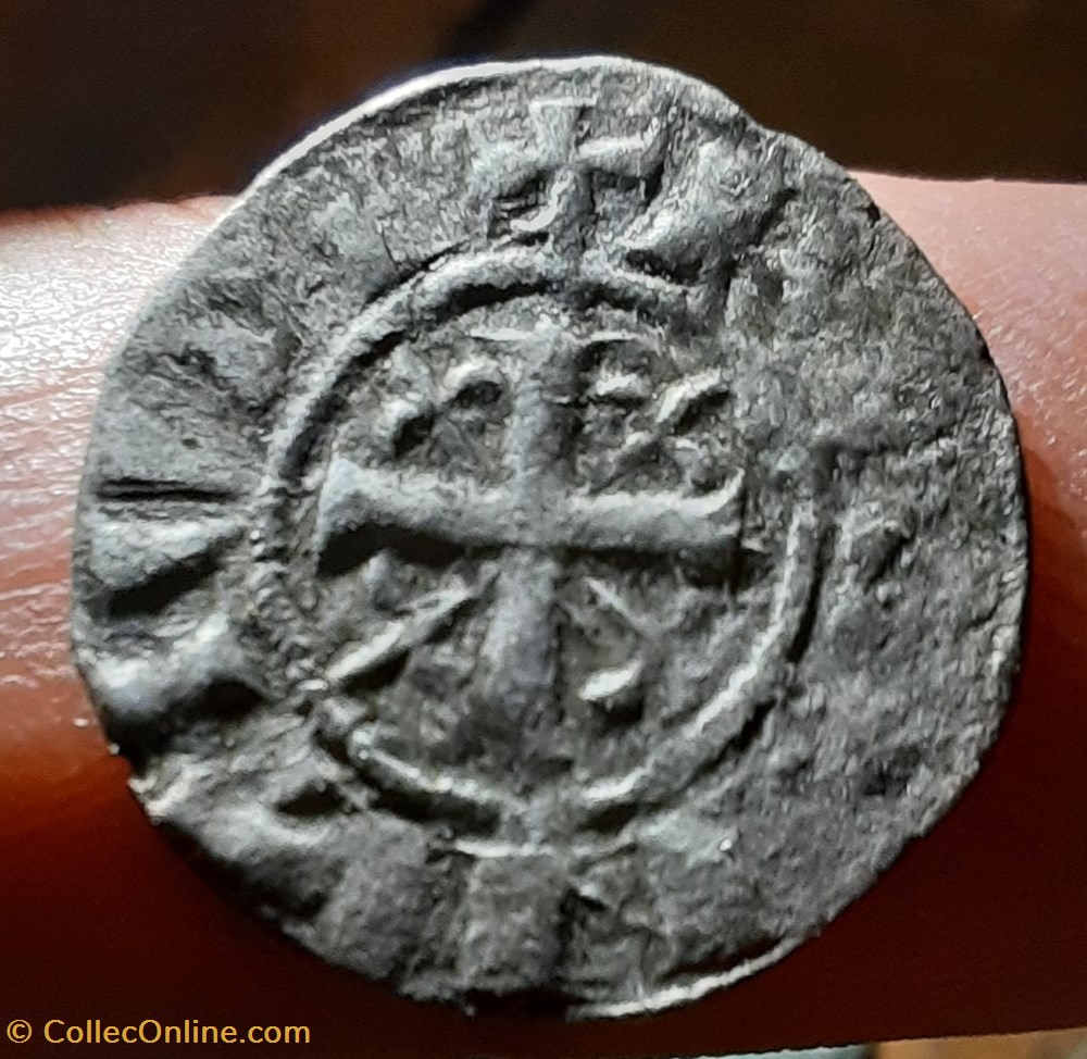 Archeveche de Besancon A/Croix et 4 trefles R/ Dextre +1049+1100 D17.2 P0.90gBD1279PA5375 monnaies france feodales archeveche de besancon a croix et 4 trefles r dextre 1049 1100 d17 2 p0 90gbd1279pa5375