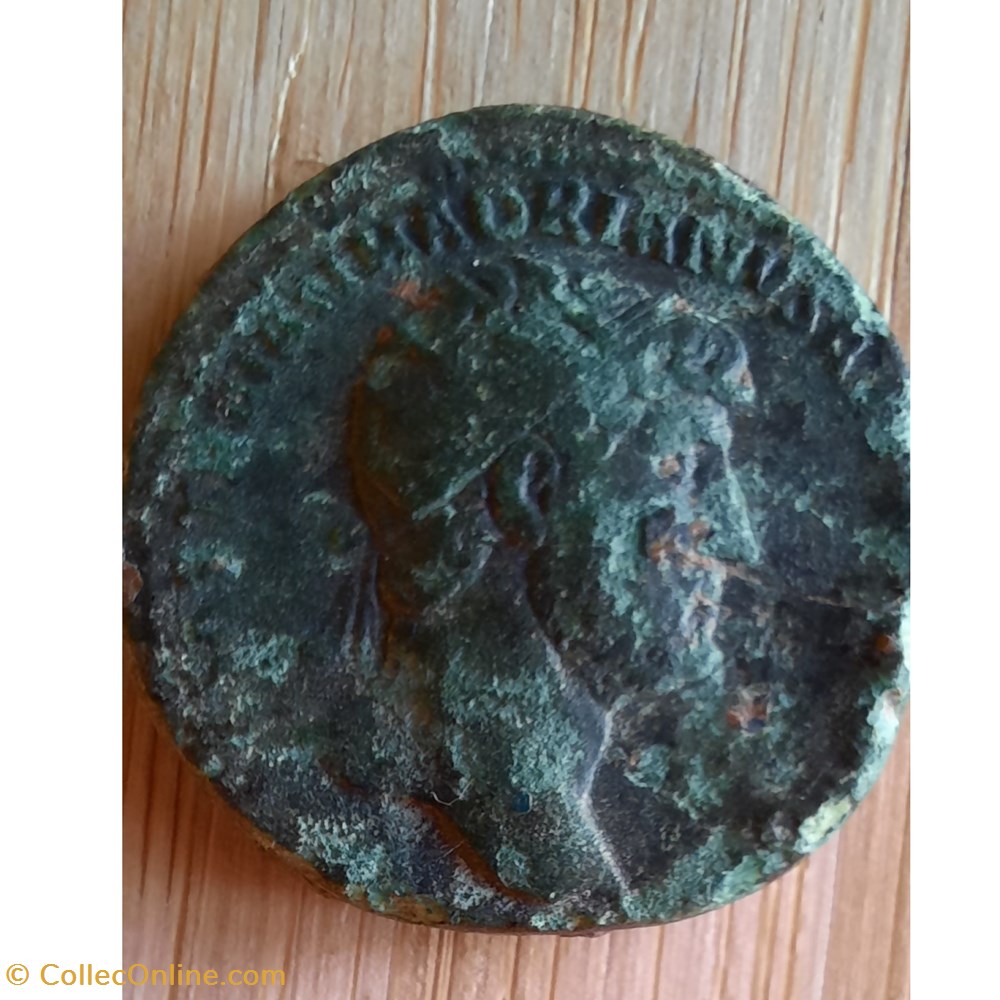 Hadrien A/Tete radiee a d R/Felicite debout a g D27 P 12.85g REF NON TROUVEE ? monnaie antique av jc ap romaine republicaine imperiale hadrien a tete radiee a d r felicite debout a g d27 p 12 85g ref non trouvee