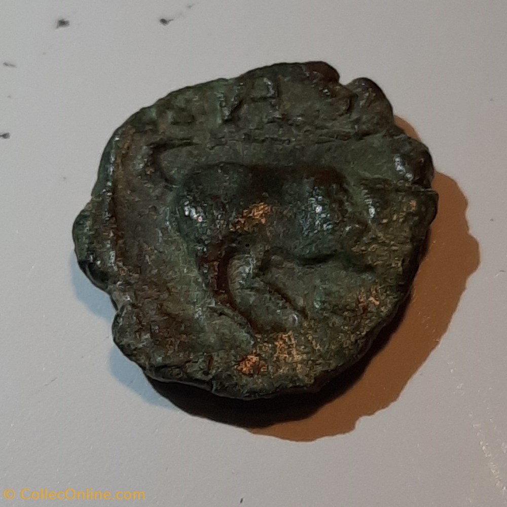 Marseille ,Imitation ? A/Tete petite a d R/Taureau a d D 13.8 P 1.83g Feugere PBM X monnaie antique av jc ap gauloise marseille imitation a tete petite a d r taureau a d d 13 8 p 1 83g feugere pbm x