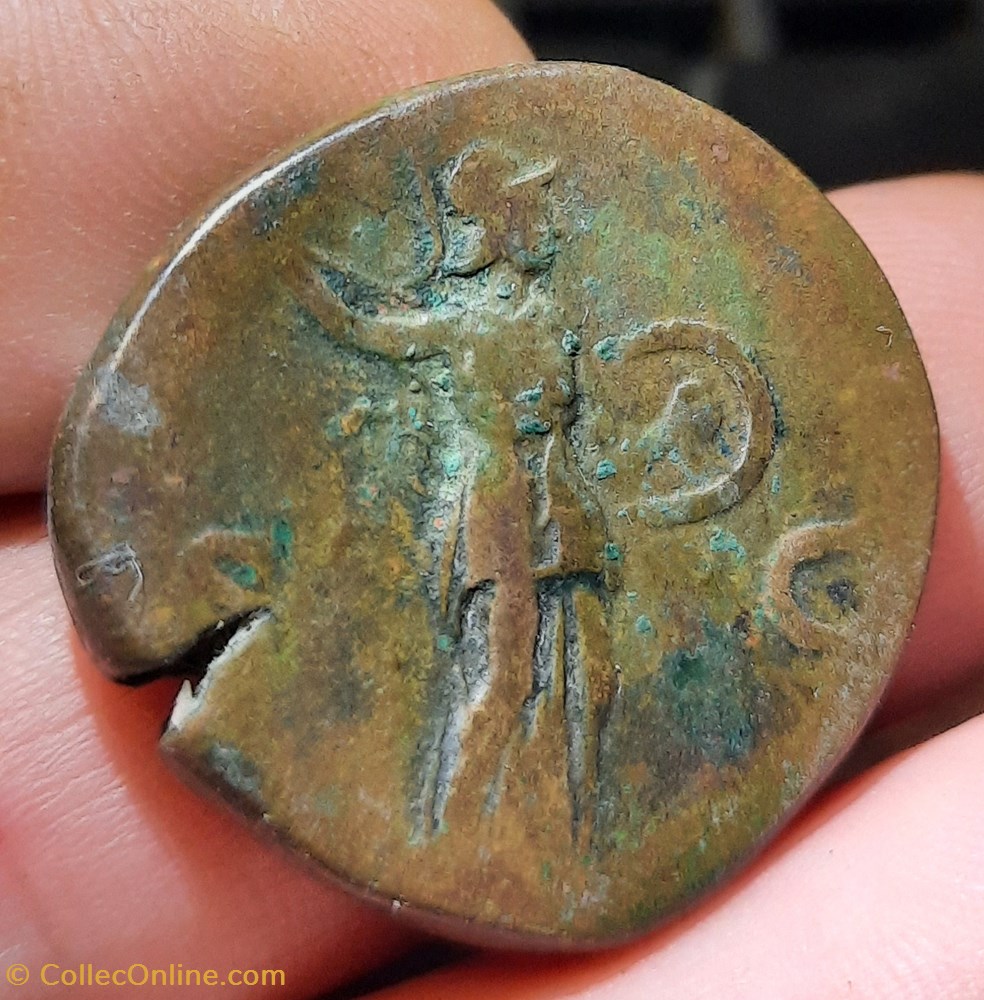 Marc Aurele A/ Tete nue a d R/Minerve marchant a d D30.2 P 24.08g C576 RIC 1243 RCV 4808 monnaie antiquite av jc ap romaine republicaine imperiale marc aurele a tete nue a d r minerve marchant a d d30 2 p 24 08g c576 ric 1243 rcv 4808
