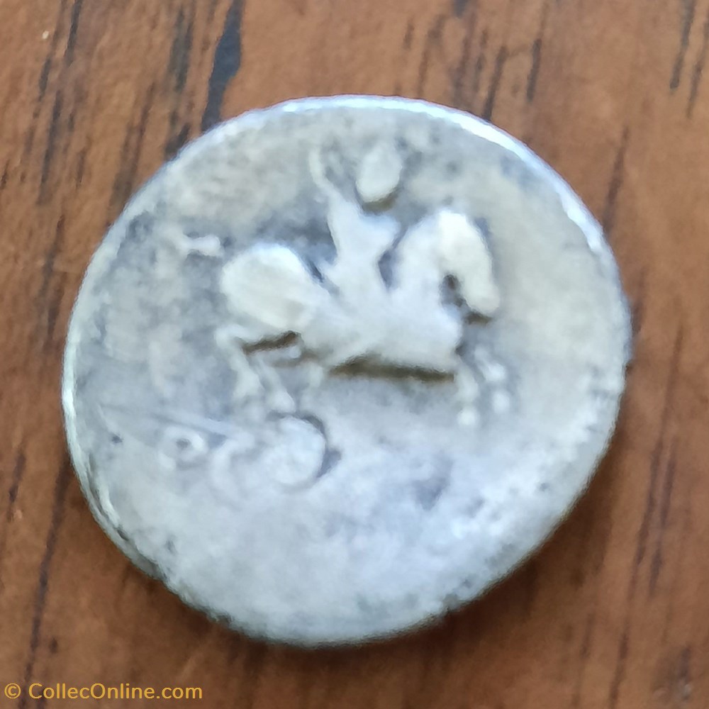 Crepusia A /Tete lauree Apollon R/Cavalier a d D 16.8 P3.33g RCV 283 RRC 361/1c monnaie antique jc romaine republicaine imperiale crepusia a tete lauree apollon r cavalier a d d 16 8 p3 33g rcv 283 rrc 361 1c