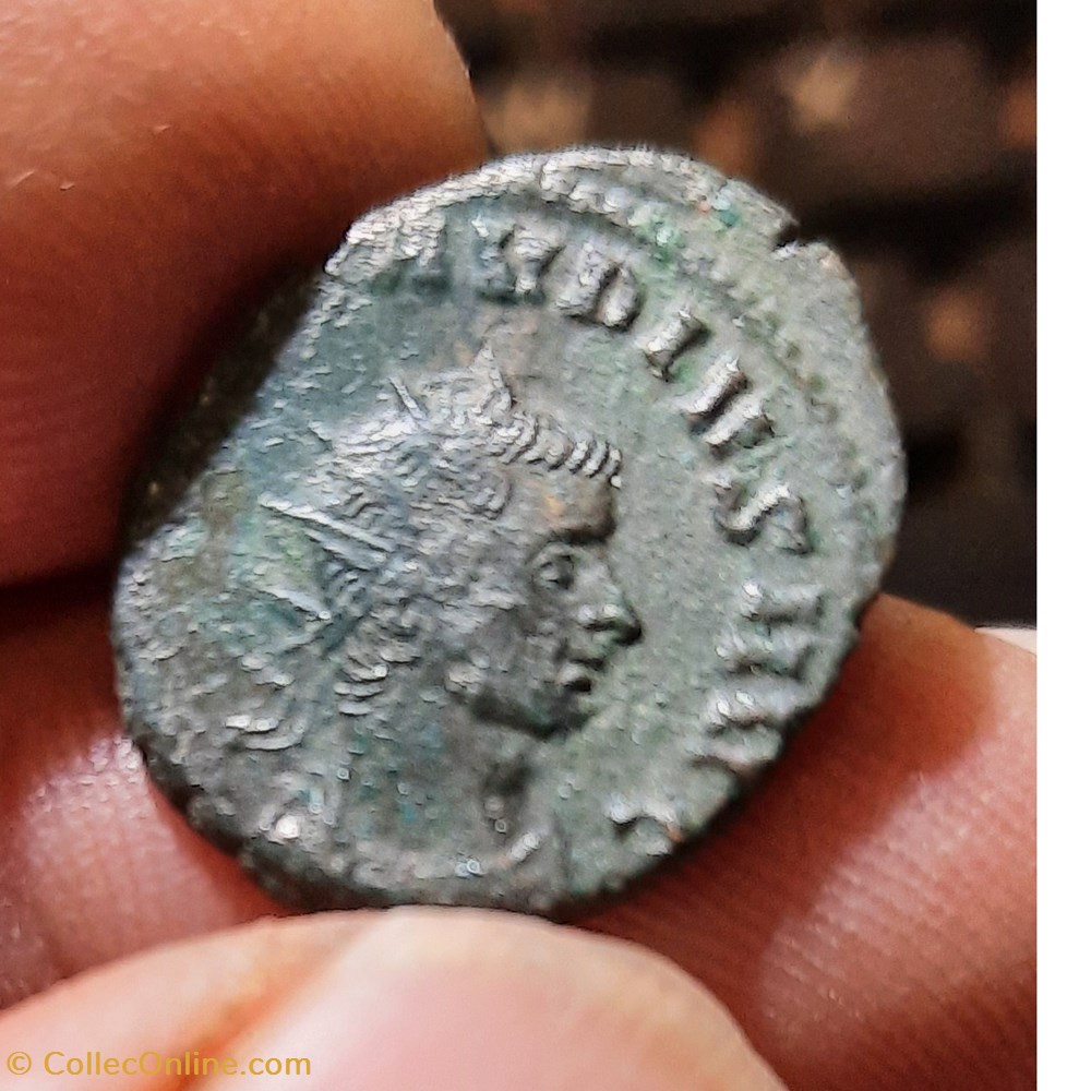 Claude 2 A / Tete radiee a d R/Equite debout a g D19.5 P3.96g RIC 197 RCV 11316 monnaies antiquite av jc ap romaines republicaines imperiales claude 2 a tete radiee a d r equite debout a g d19 5 p3 96g ric 197 rcv 11316