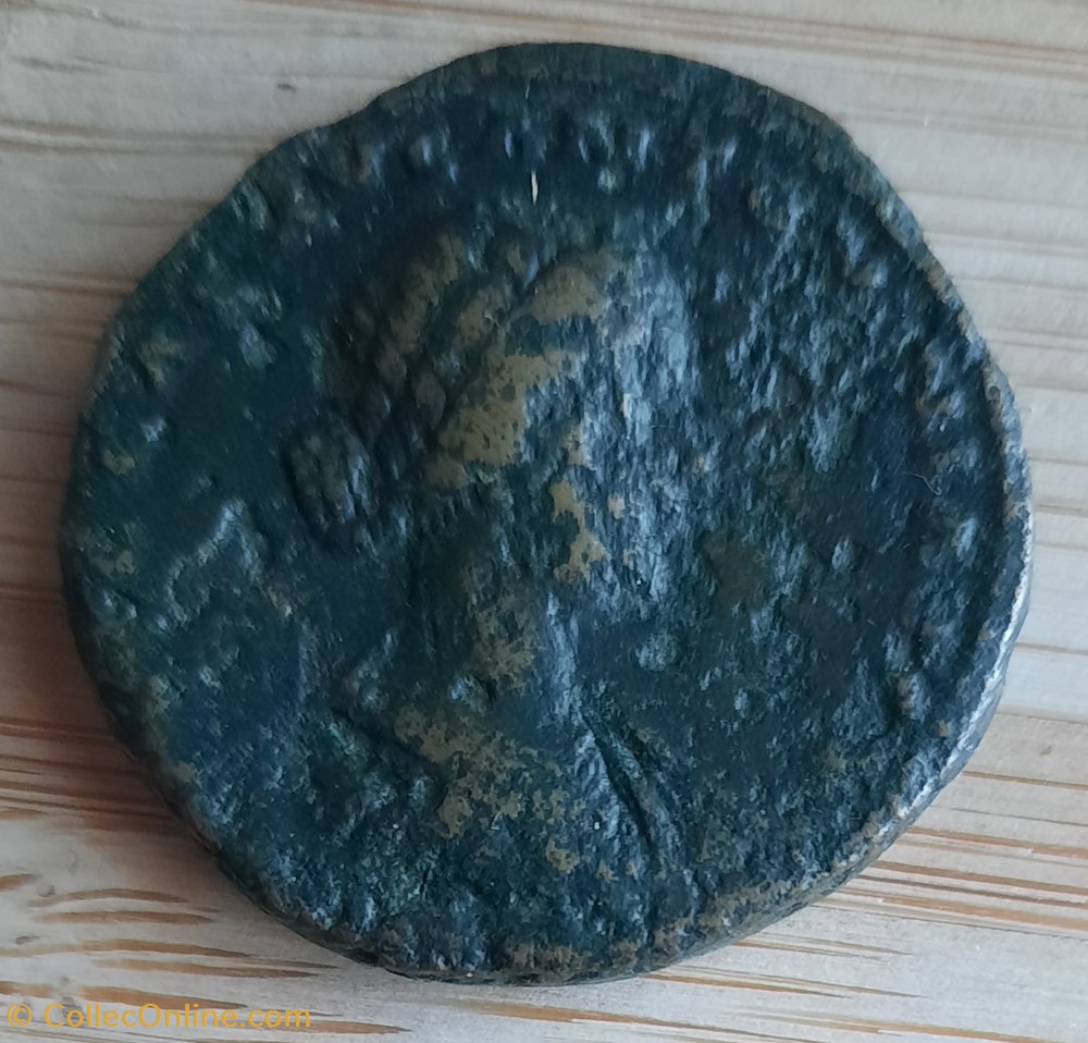 Lucille A / Buste drape a d R/Piete a g +166+169 D 31.2 P 26.69g RCV 5505 RIC 1756 C54 monnaie antiquite av jc romaine republicaine imperiale lucille a buste drape a d r piete a g 166 169 d 31 2 p 26 69g rcv 5505 ric 1756 c54