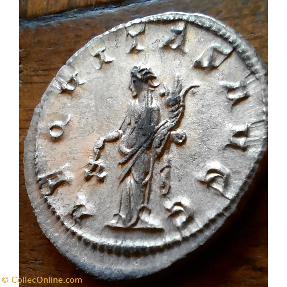 Philippe 1 l Arabe R/Buste radie a d R/Equite debout de face +246 D22.4 P4.49g C9 RIC 27b monnaie antique av jc ap romaine republicaine imperiale philippe 1 l arabe r buste radie a d r equite debout de face 246 d22 4 p4 49g c9 ric 27b