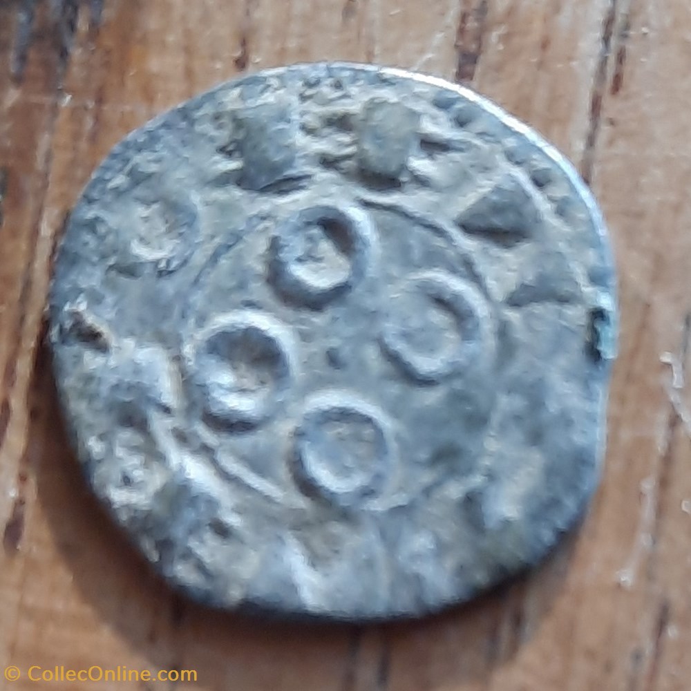 Melgueil A/ Fasce et 2 mitres R/ Croix composee d annelets +1080+1120 D13.2 P 0.62g BD753 monnaie france feodale melgueil a fasce et 2 mitres r croix composee d annelets 1080 1120 d13 2 p 0 62g bd753
