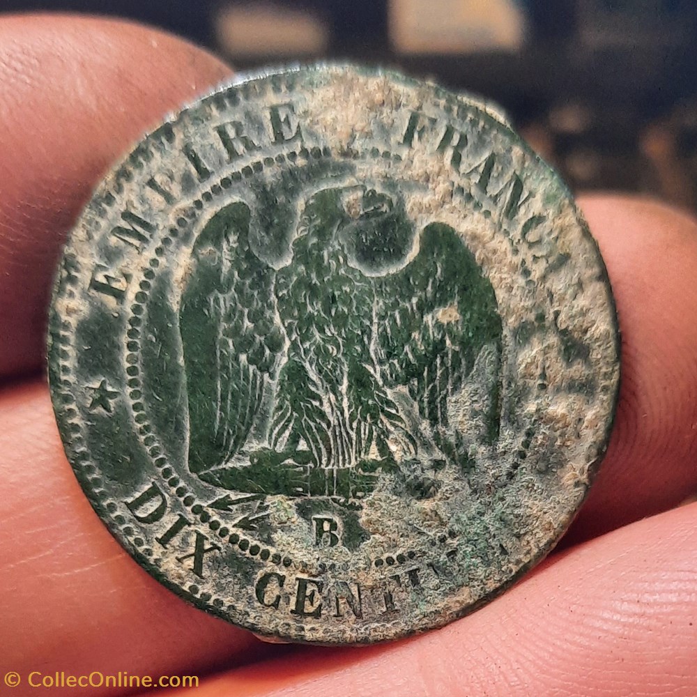 Napoleon 3 A/Tete nue a g R/Aigle D30.3 P9.66g F133/34 monnaies france modernes napoleon 3 a tete nue a g r aigle d30 3 p9 66g f133 34