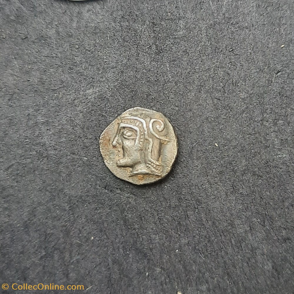 Marseille Hemi Obole A/ Tete Athena a g R/ Carre creux -475-460 D9 P0.84 Feugere OBB-1 2 monnaie antique av jc ap gauloise marseille hemi obole a tete athena a g r carre creux 475 460 d9 p0 84 feugere obb 1